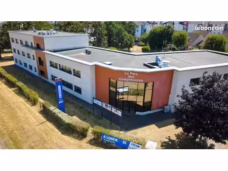 bureau 52 m²
