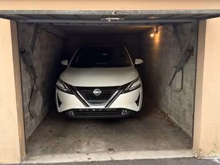 garage fermé 17m2
