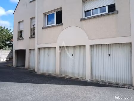 parking/box 1 pièce 20 m²