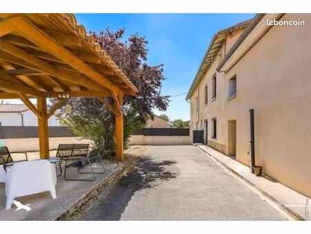 ferme 10 pièces 320 m²