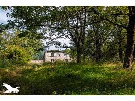 ferme 40 pièces 505 m²