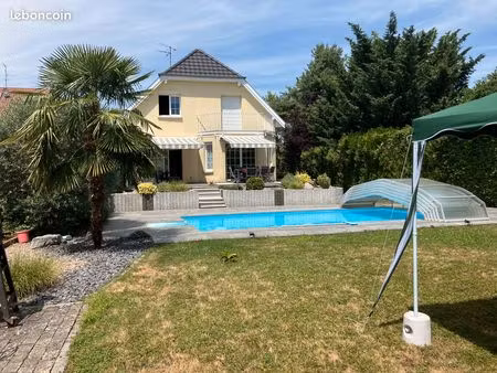 maison 6 pièces à vendre