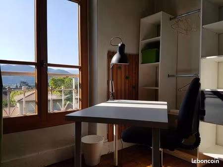 chambre d'étudiant