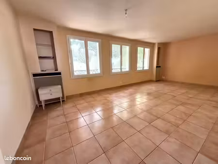 appartement 3 pièces 72 m²