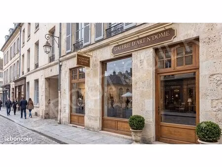 boutique 110 m² versailles