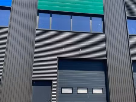 local d’activité 100 34 m² avec mezzanine  illkirch