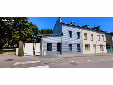 maison de caractère de 130 m² avec dépendance de 46 m²– 347 m² de terrain – fort potentiel