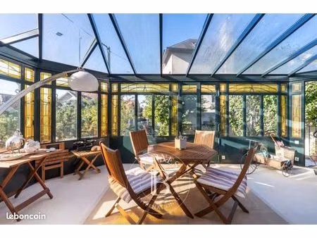 maison 8 pièces 169 m²