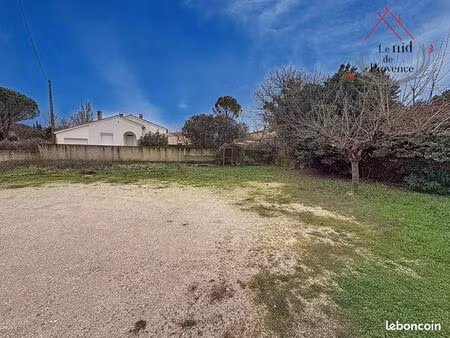 terrain 436 m² pernes les fontaines