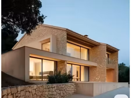 terrain 1 700 m² vitrolles en luberon