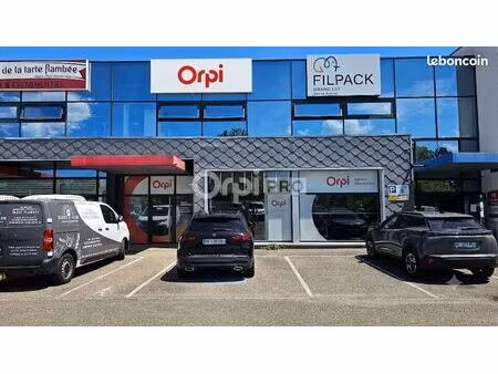 local commercial 427 m²