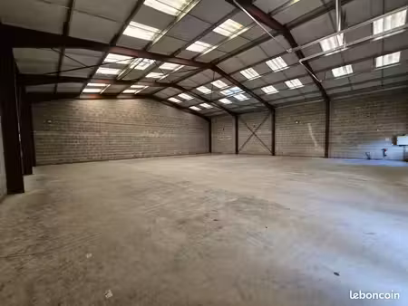 local 396 m² guérande
