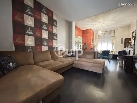 maison 7 pièces 146 m²