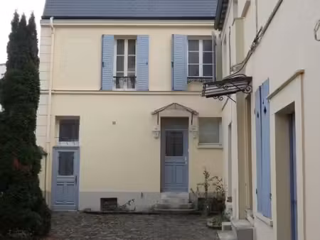 maison 6/7 pièces 180 m2. rue de vergennes