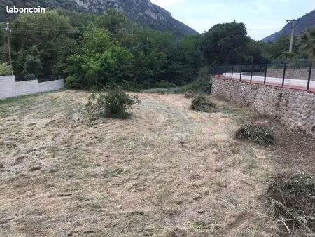 terrain constructible viabilisé