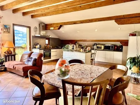 appartement 3 pièces 64 m²