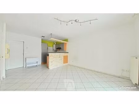 appartement 3 pièces 57 m²