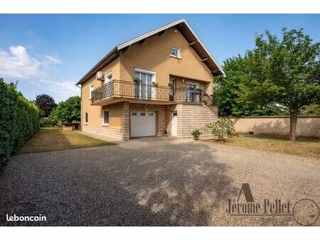 appartement 5 pièces 98 m²