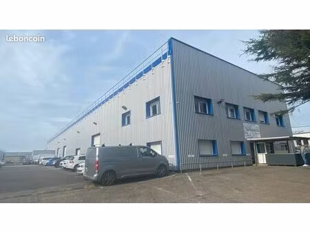 zone atlantis local 60m2