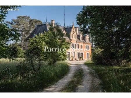 manoir 19 pièces 860 m²