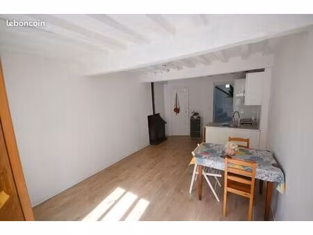 maison de village 3 pièces 50 m²