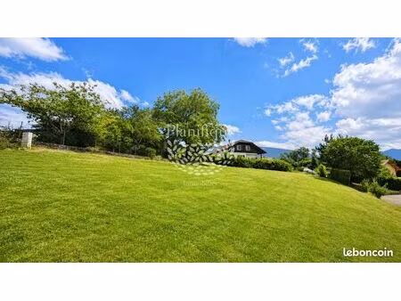 terrain 705 m² chapeiry