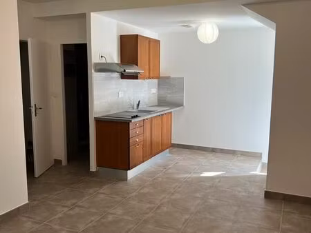 appartement t2 avec parking