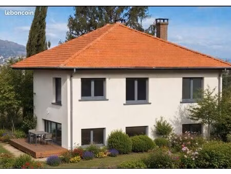 duplex avec terrain de 310 m2 et 3 stationnements