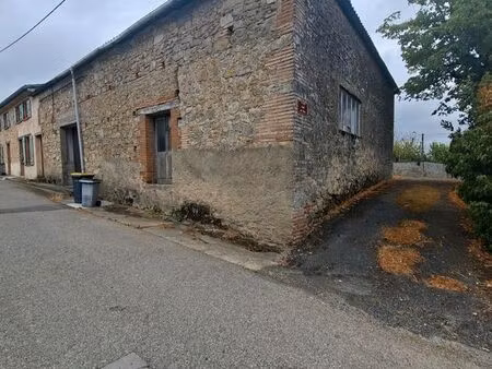 bâtiment en pierre 160 m2 à rénover