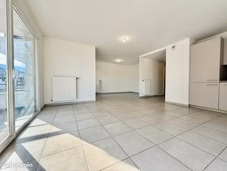 appartement 3 pièces 83 m²