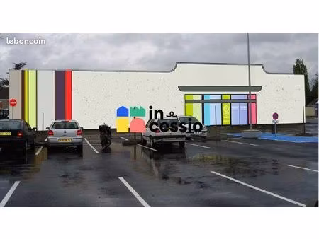 local commercial 1 061 m²