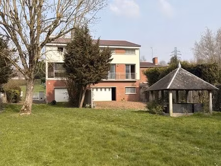 propriété 6 pièces 167 m²