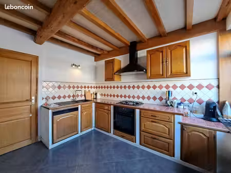 maison 6 pièces 121 m²
