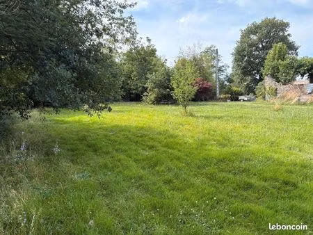 terrain 1 027 m² labruguiere