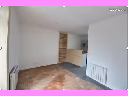 location appartement en duplex 3 pièces avec jardin gétigné