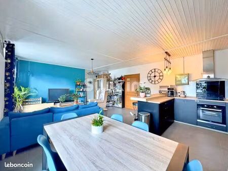 appartement 3 pièces 69 m²