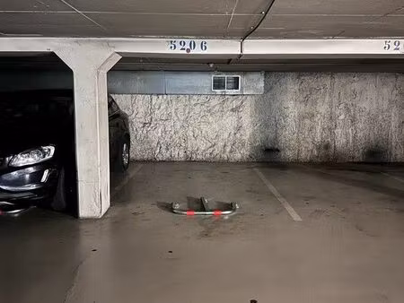 place de parking sous-sol