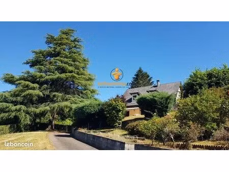 propriété 5 pièces 123 m²