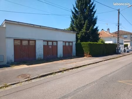 garage 54m2 sur terrain de 500m2