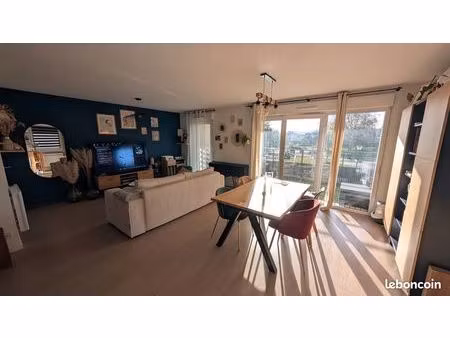 appartement 3 pièces avec balcon - 77m2 - le petit quevilly (76140)