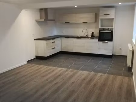 à louer – charmant t3 de 73 m² à niederhergheim – 2 parkings – disponible le 1er août