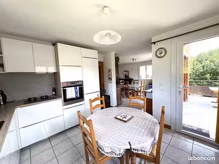 propriété 5 pièces 124 m²