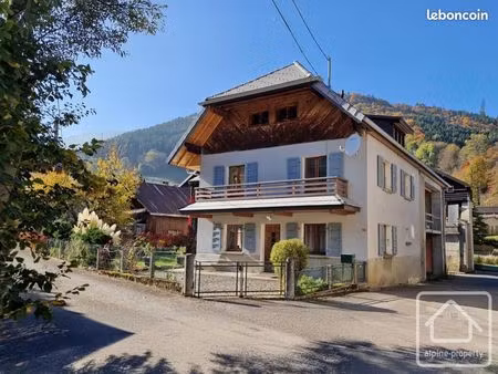 chalet 4 pièces 130 m²