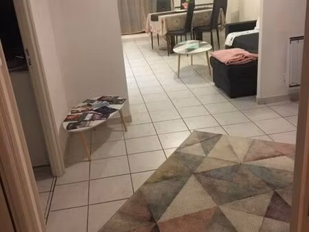 appartement f3  70m2 avec balcon  proche centre/iut