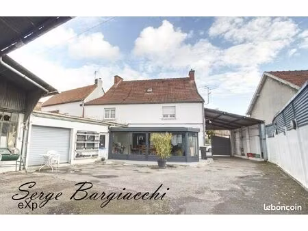 immeuble 1000 m² vimy