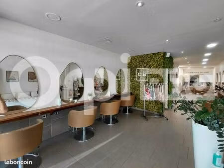 fonds de commerce 155 m²