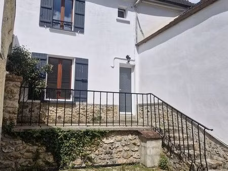 maison 3 pièces 70 m²