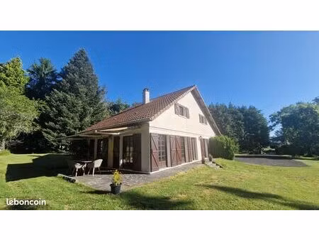 maison à laschamps