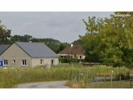 terrain 478 m² guecelard