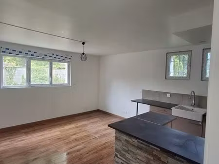 appartement dans une impasse calme